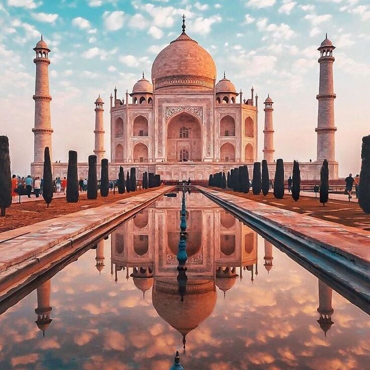 The Majestic Wonder: Taj Mahal